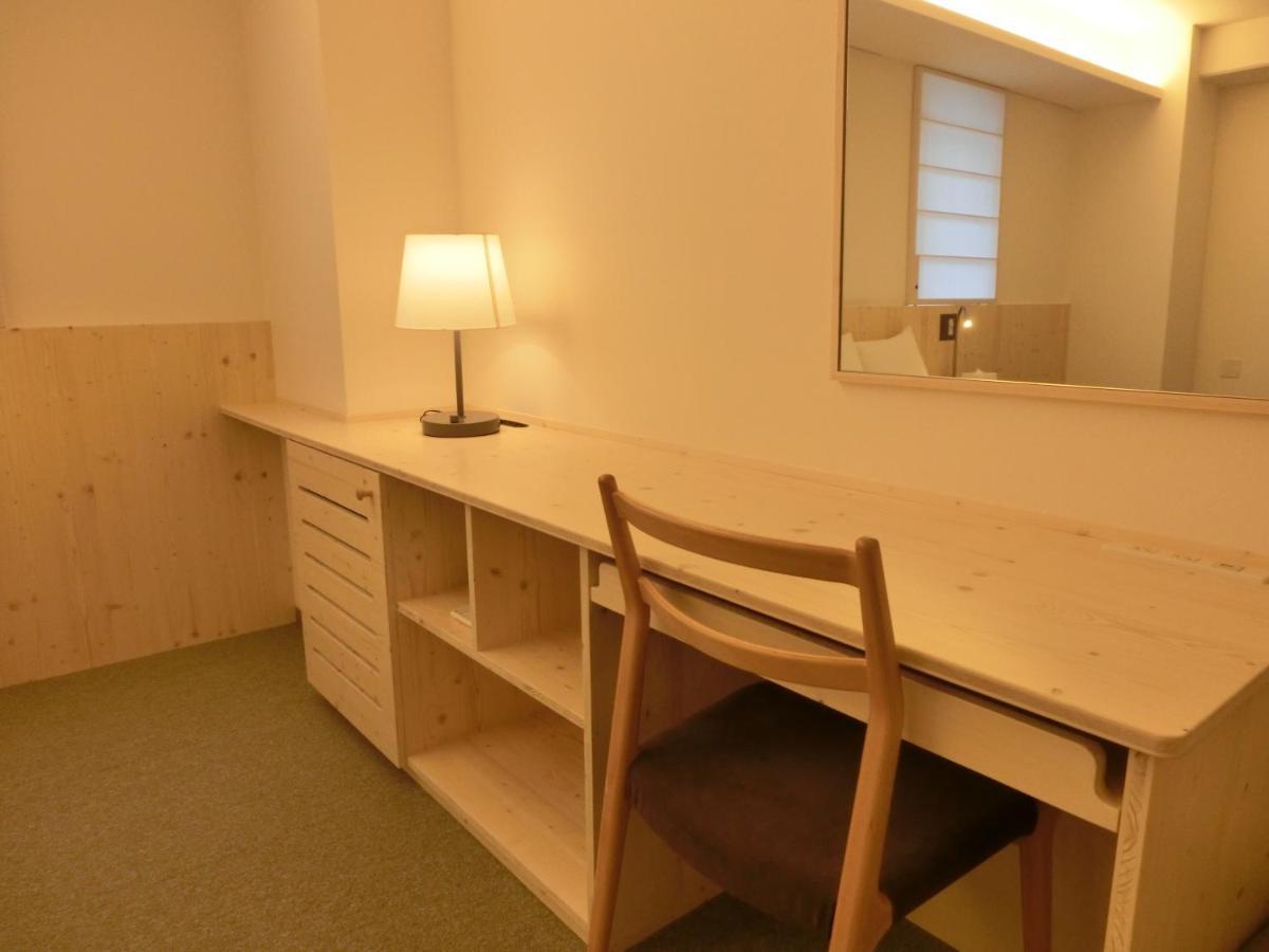 Shin Osaka Station Hotel Annex Rum bild