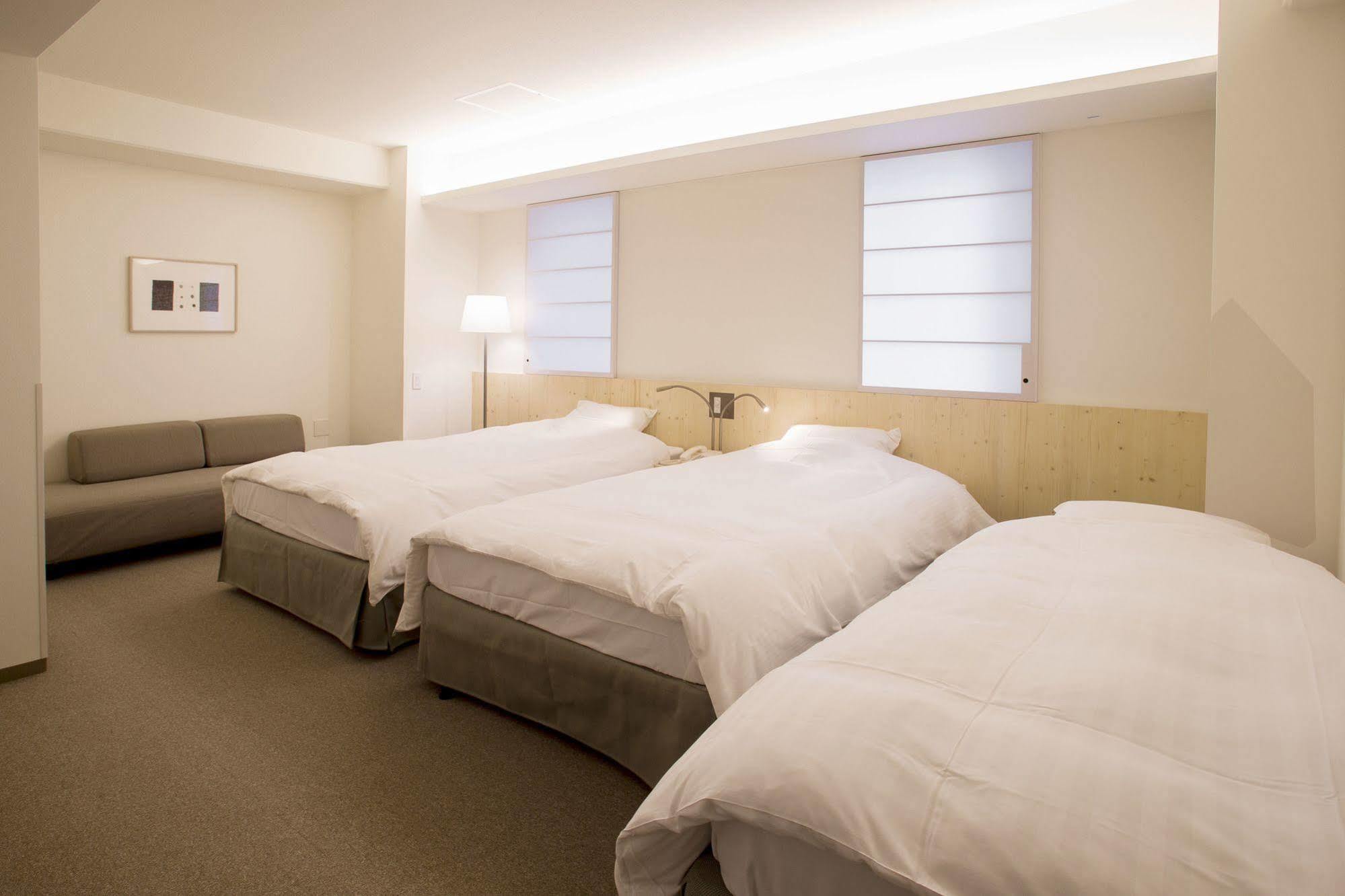 Shin Osaka Station Hotel Annex Exteriör bild